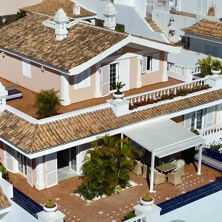 别墅 Marbella-private Heated Pool And Breathtaking View *